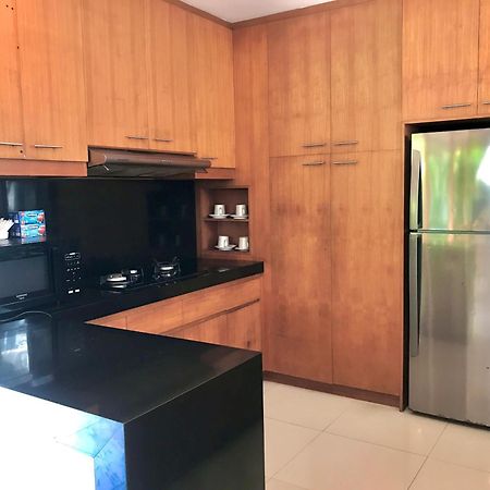 Villa Kim Seminyak エクステリア 写真