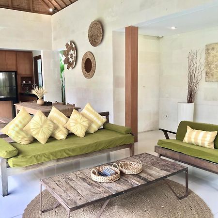 Villa Kim Seminyak エクステリア 写真