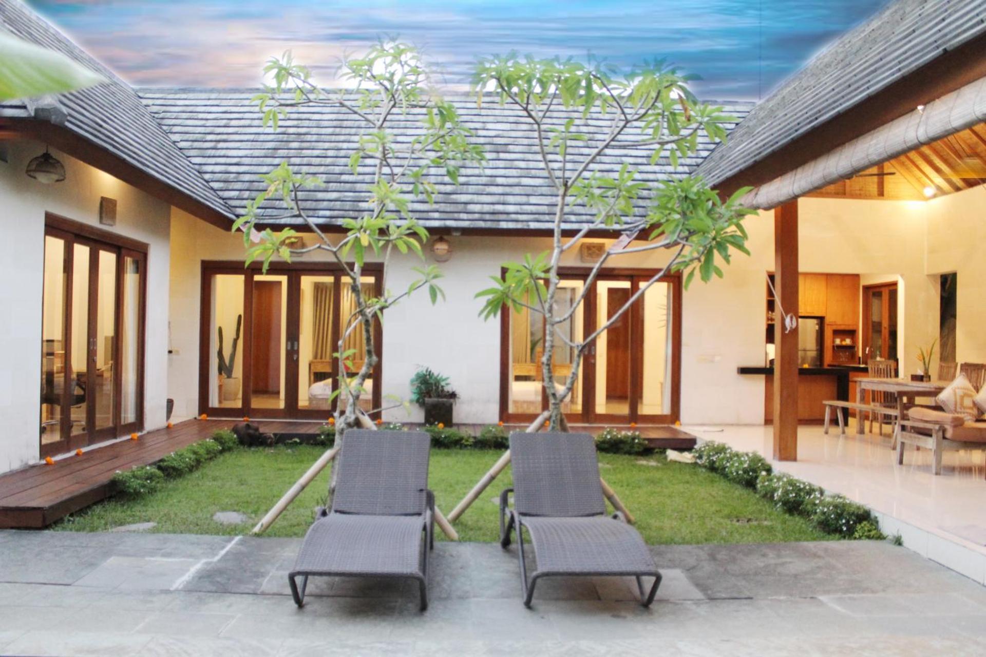 Villa Kim Seminyak エクステリア 写真